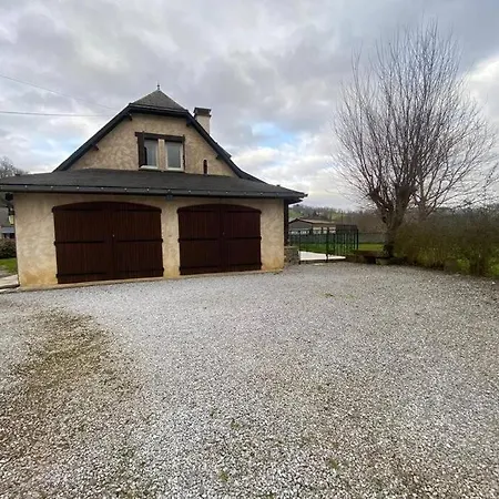 Le Rustique - Jardin - Myraconciergerie *